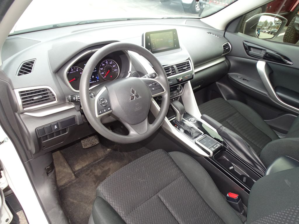 Vehicle image 15 of 43