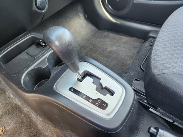 Vehicle image 15 of 21