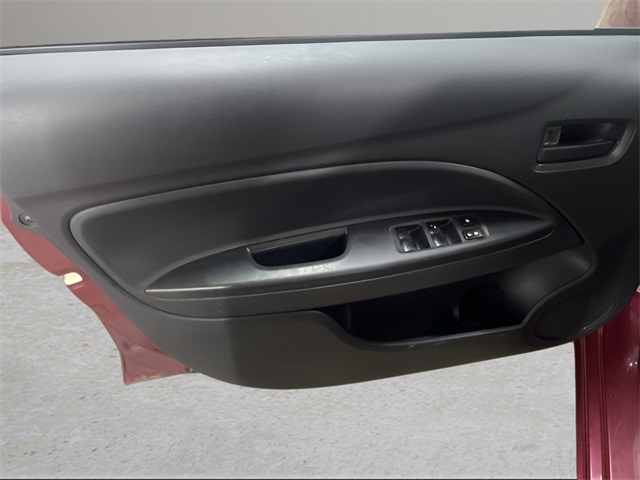Vehicle image 11 of 26