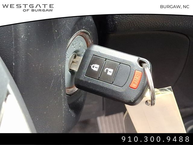 Vehicle image 23 of 31