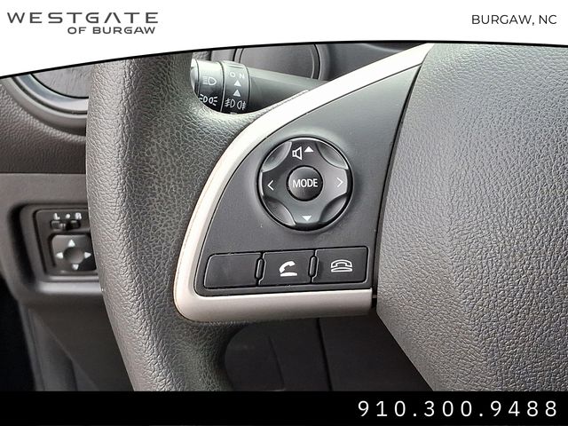 Vehicle image 21 of 31