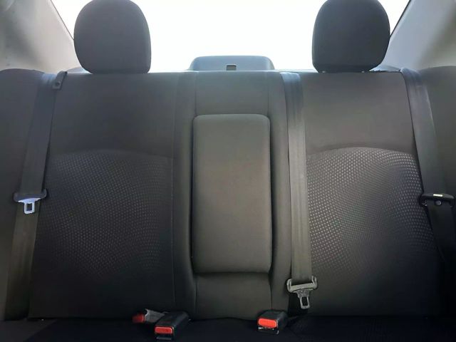 Vehicle image 17 of 24