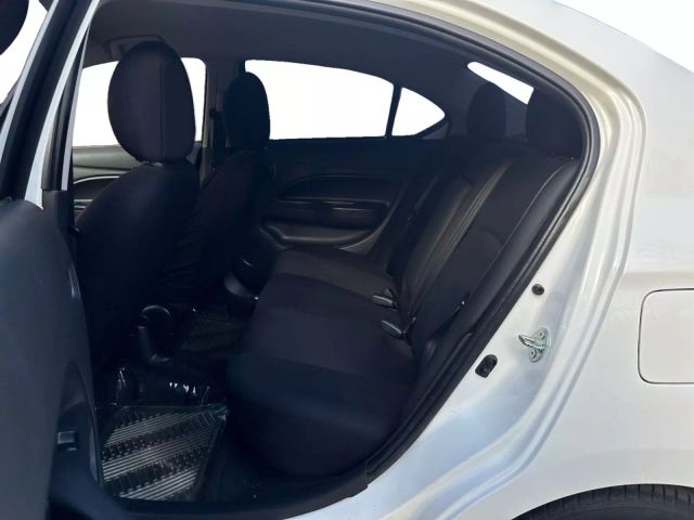 Vehicle image 18 of 24