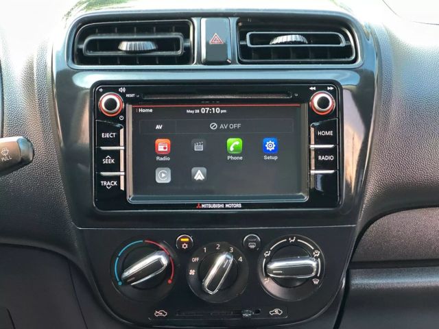 Vehicle image 14 of 24