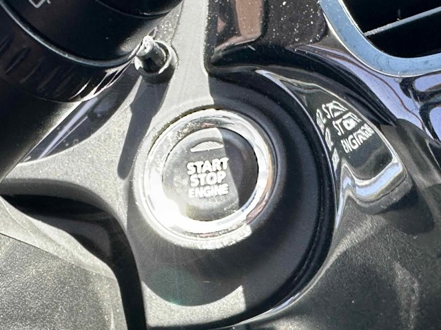 Vehicle image 29 of 35