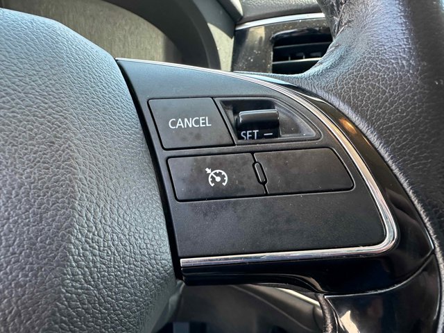 Vehicle image 28 of 35