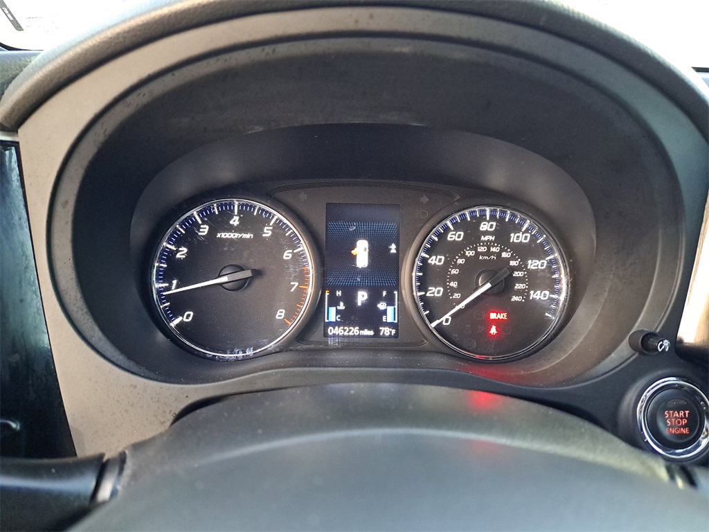 Vehicle image 21 of 26