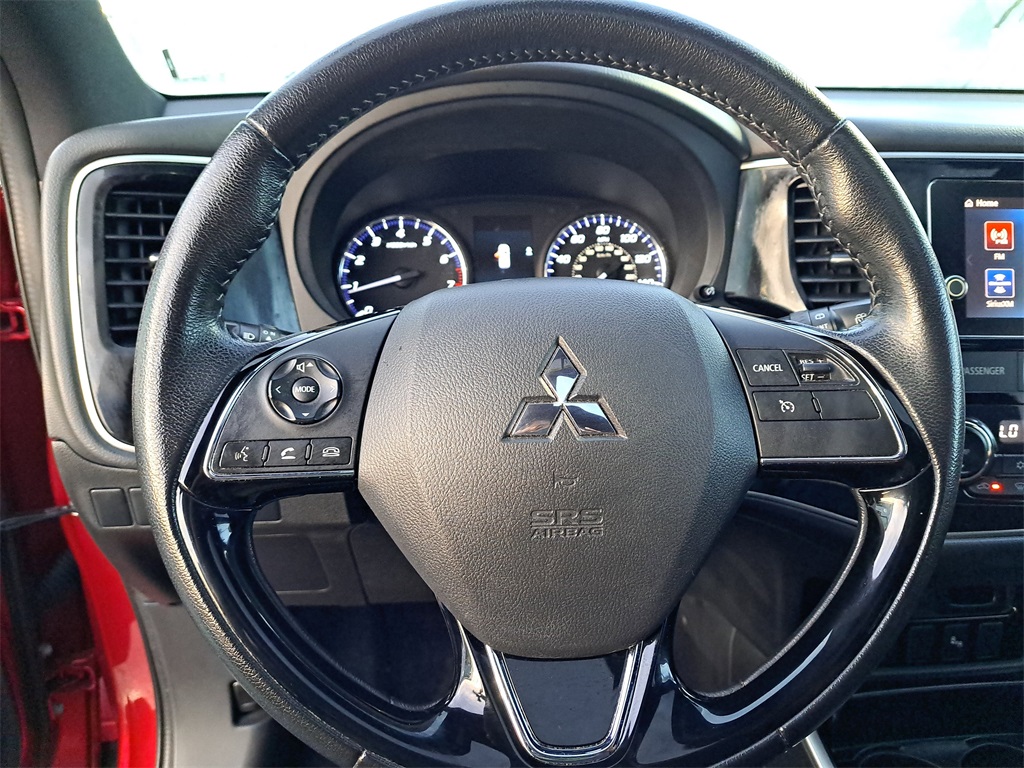 Vehicle image 20 of 26