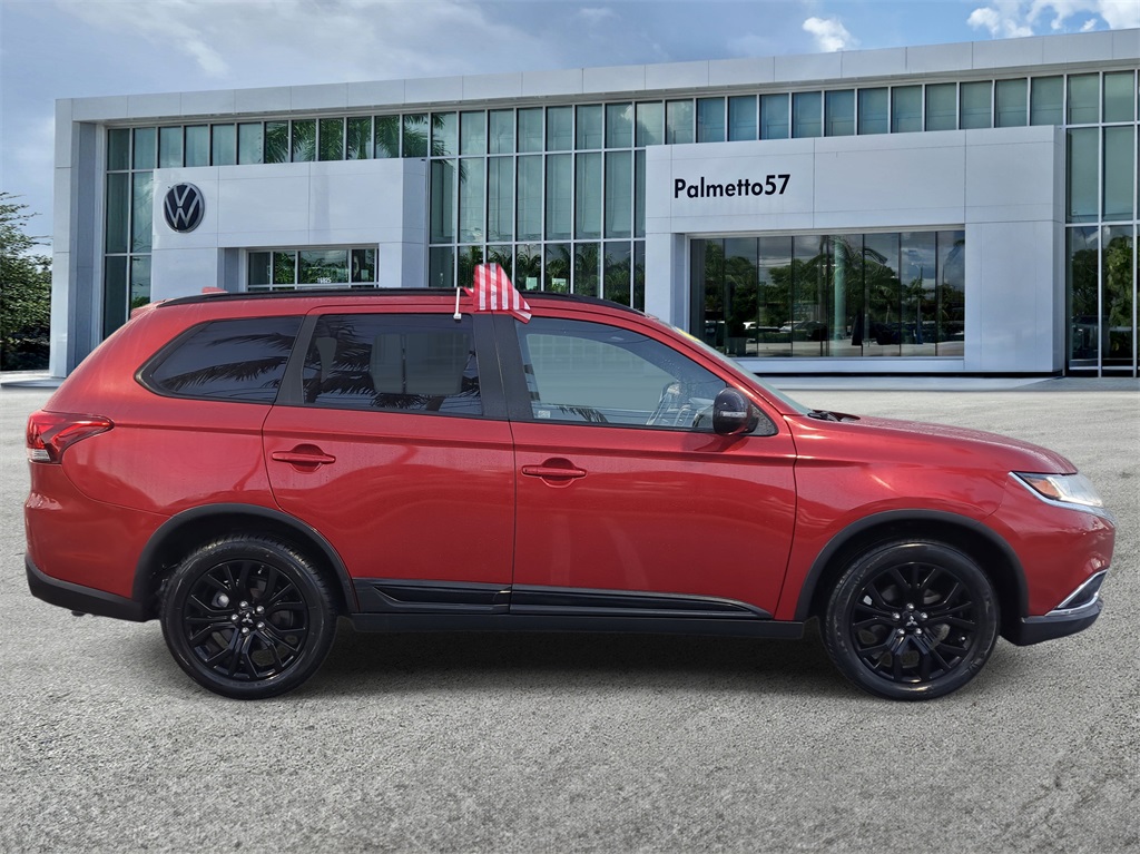 Vehicle image 4 of 26