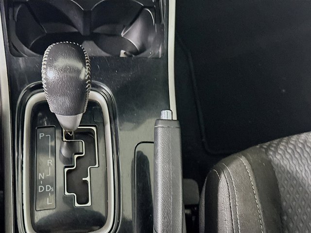 Vehicle image 20 of 37