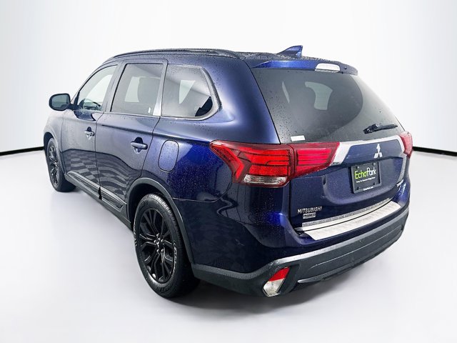 Vehicle image 8 of 37