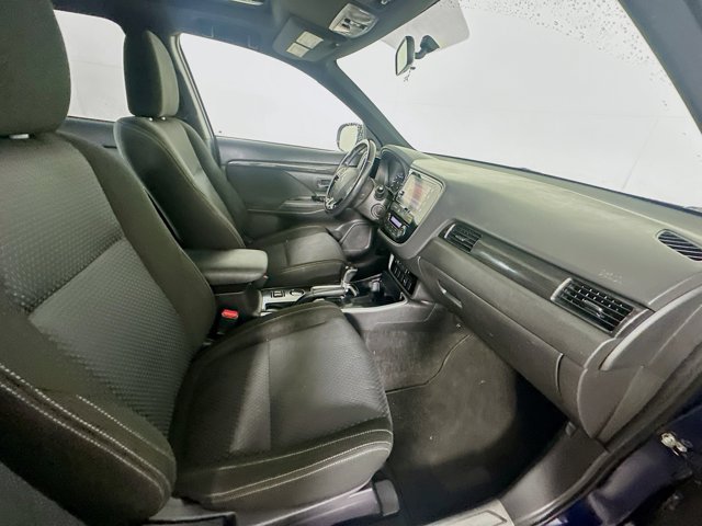 Vehicle image 27 of 37
