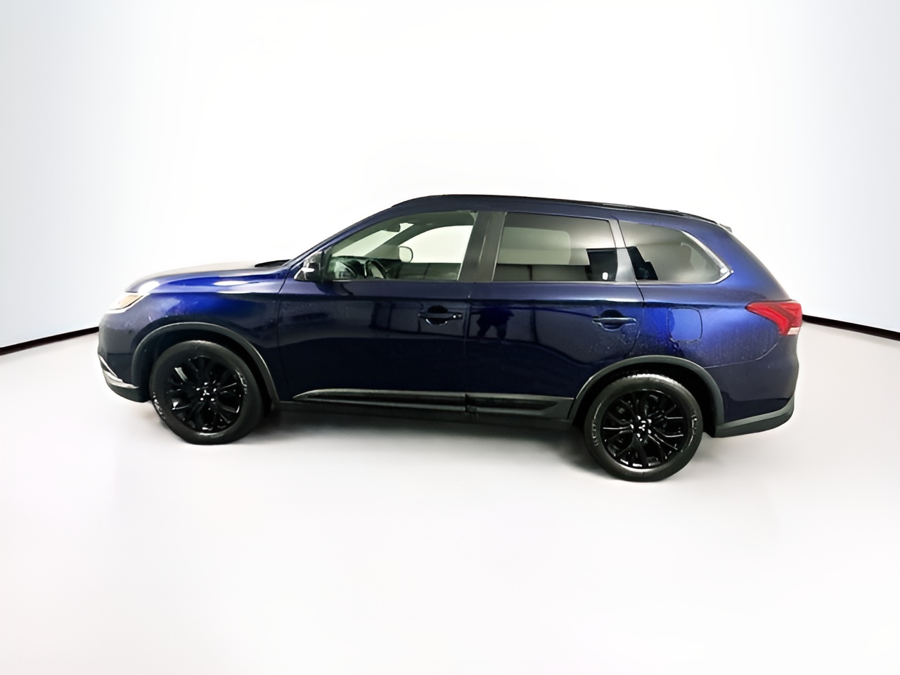Vehicle image 36 of 37