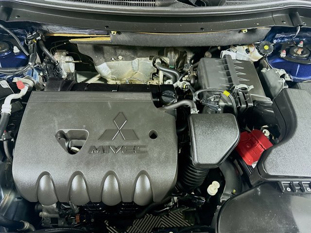 Vehicle image 29 of 37