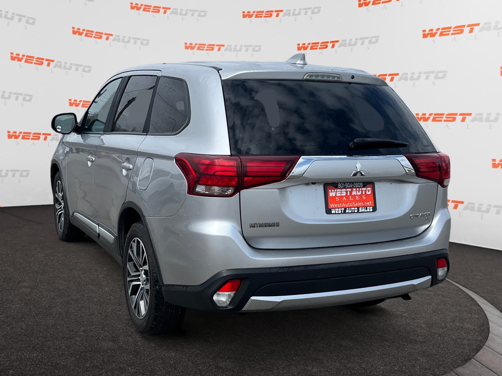 Vehicle image 7 of 35