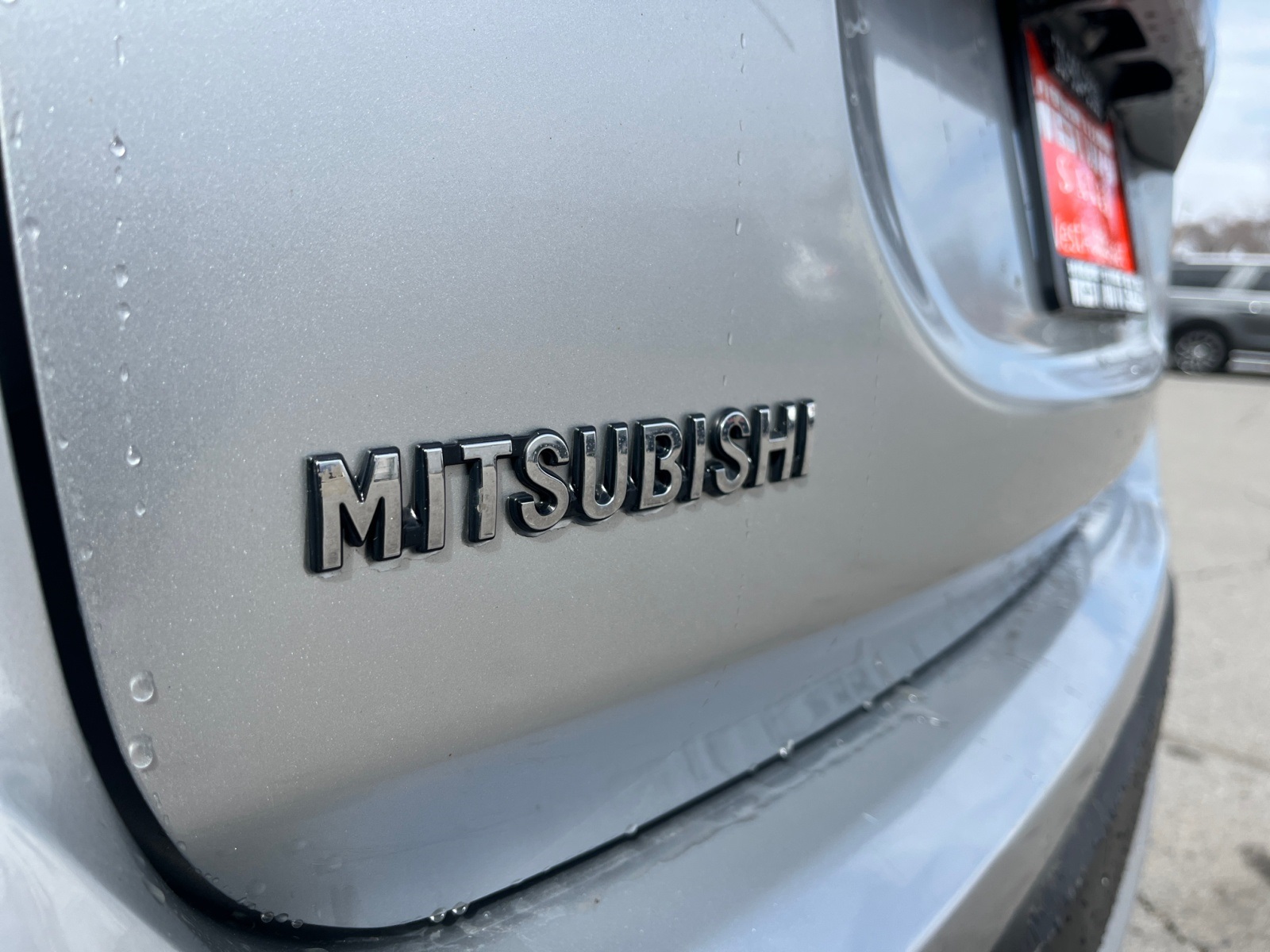 Vehicle image 25 of 35