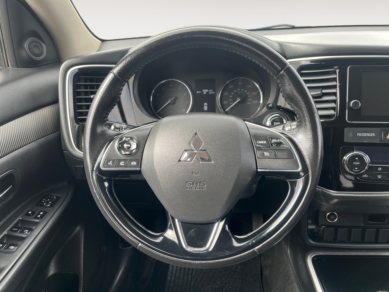 Vehicle image 12 of 35
