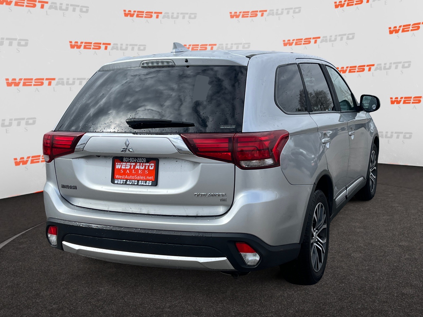 Vehicle image 5 of 35
