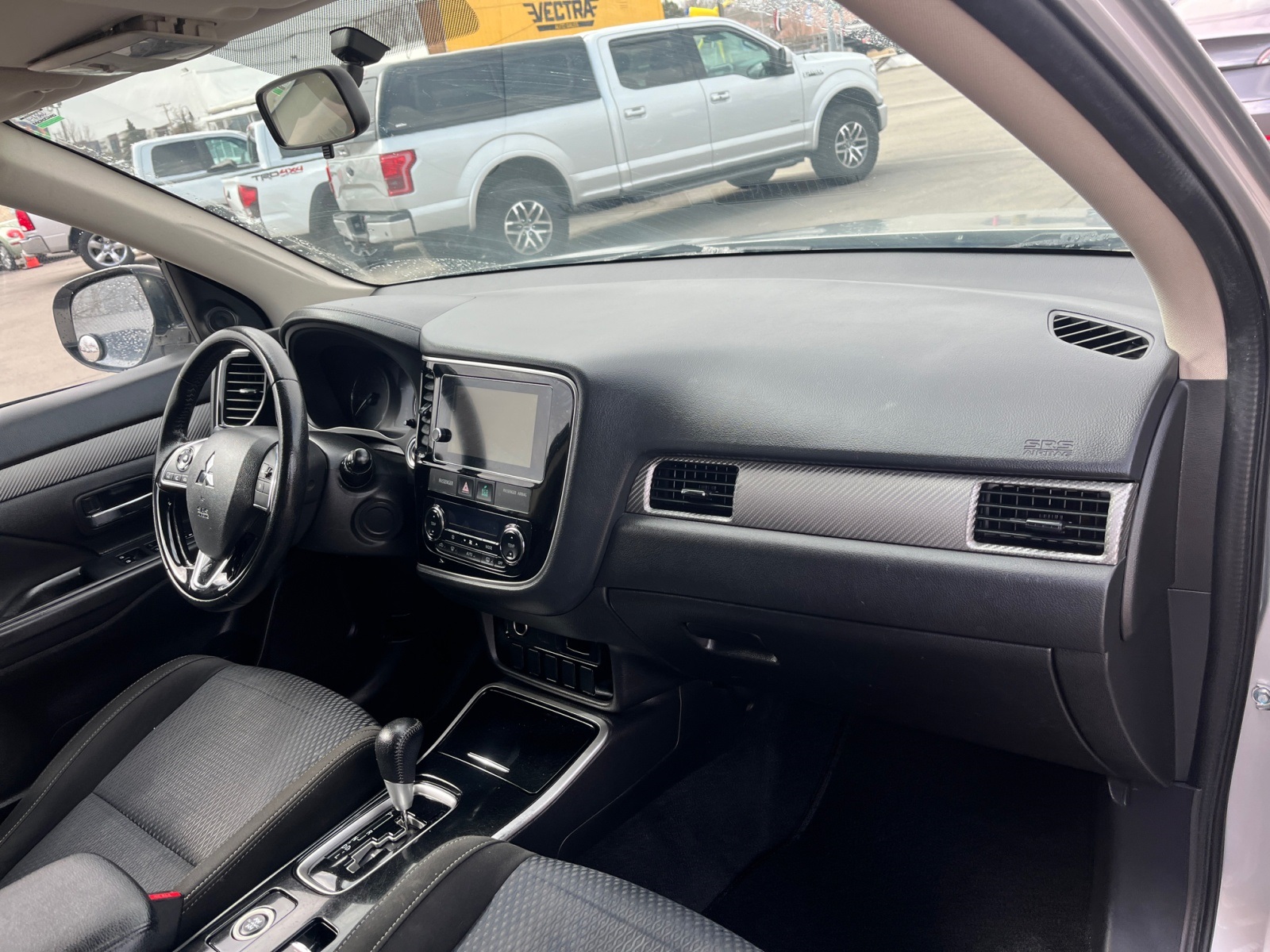 Vehicle image 16 of 35