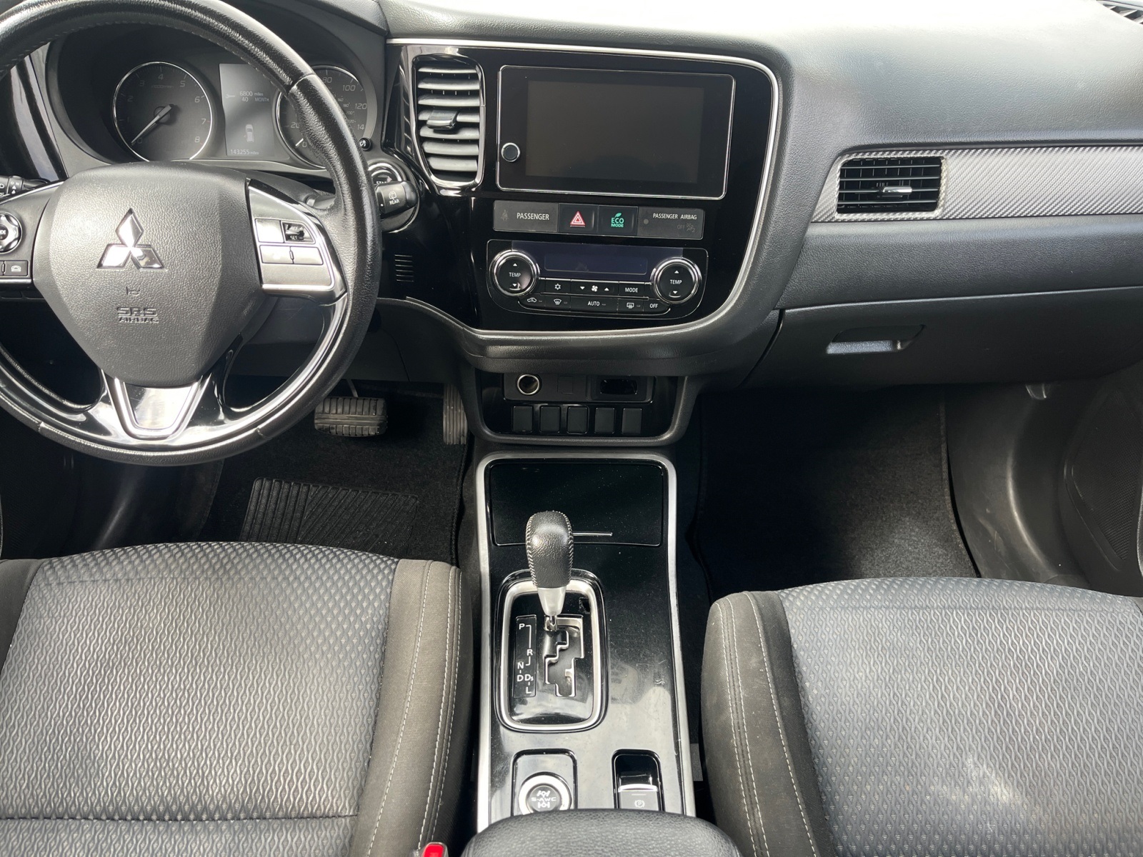 Vehicle image 11 of 35