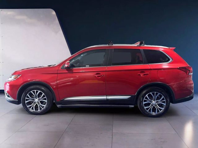 Vehicle image 8 of 25