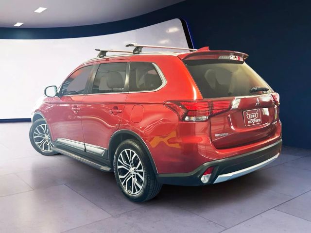 Vehicle image 7 of 25