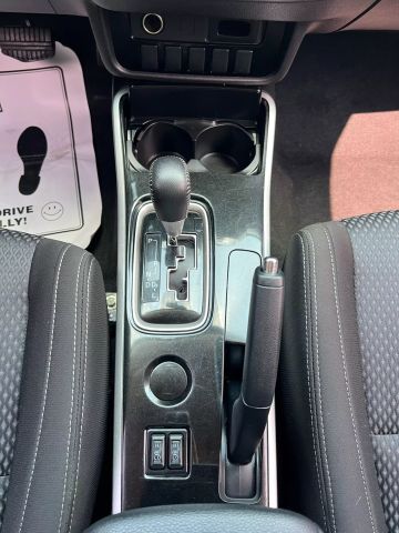 Vehicle image 29 of 39