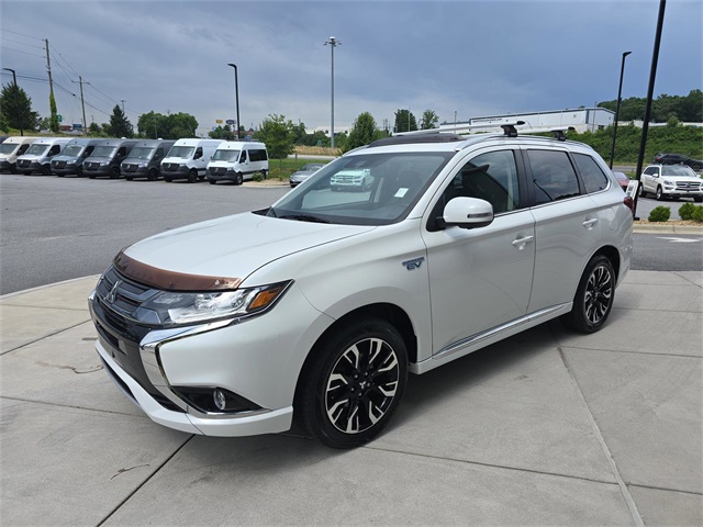 Vehicle image 1 of 38