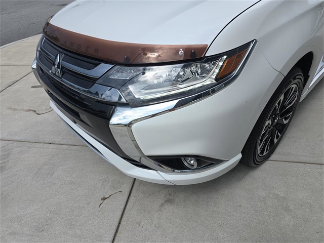 Vehicle image 35 of 38