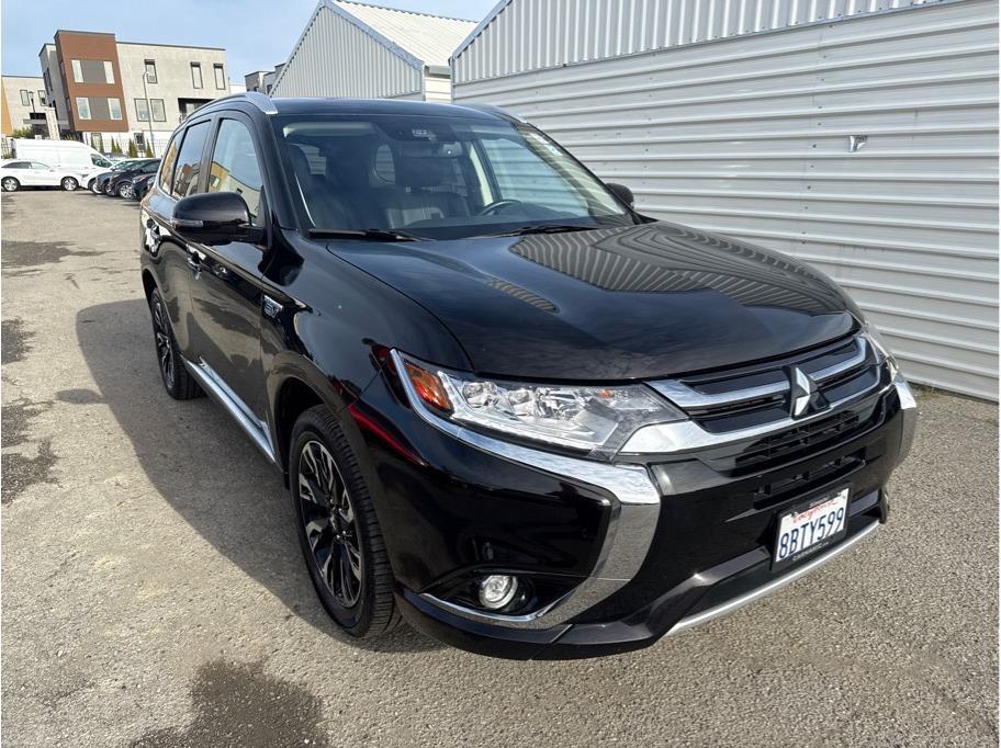 Vehicle image 2 of 23