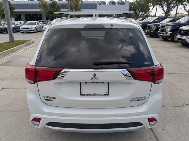 Vehicle image 7 of 31