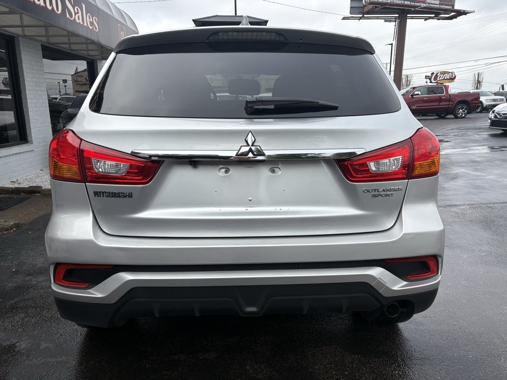 Vehicle image 6 of 38