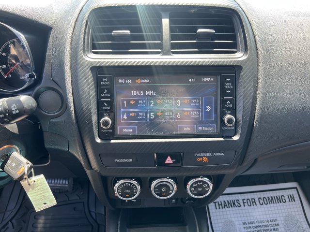 Vehicle image 15 of 24