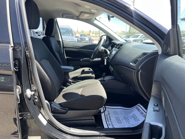 Vehicle image 23 of 24