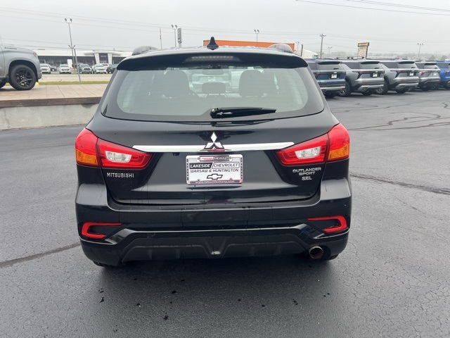 2018 Mitsubishi Outlander Sport SEL 2.4 Image 6 of 12
