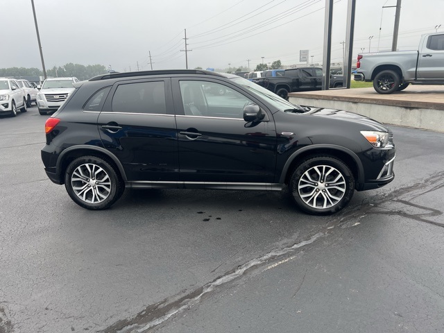 2018 Mitsubishi Outlander Sport SEL 2.4 Image 4 of 12