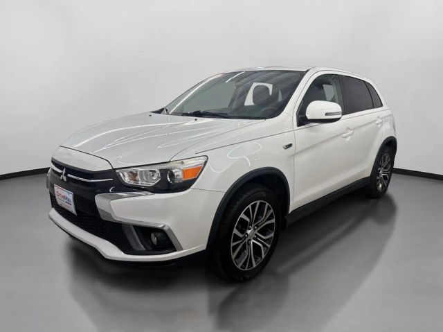 2018 Mitsubishi Outlander Sport SE 2.4 Image 1 of 45