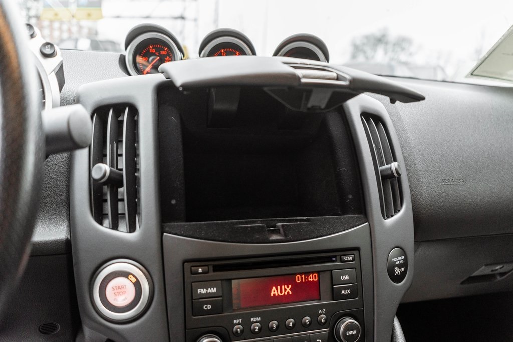 Vehicle image 21 of 36