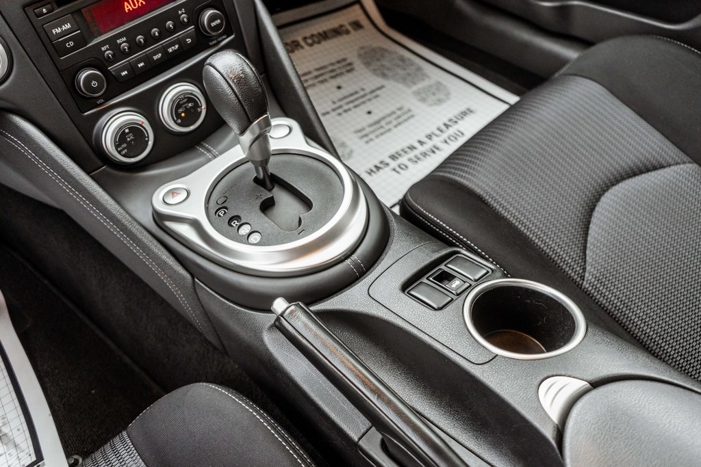 Vehicle image 25 of 36