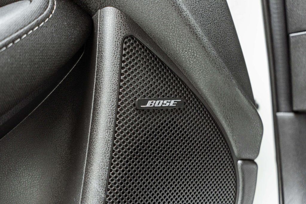 Vehicle image 18 of 36