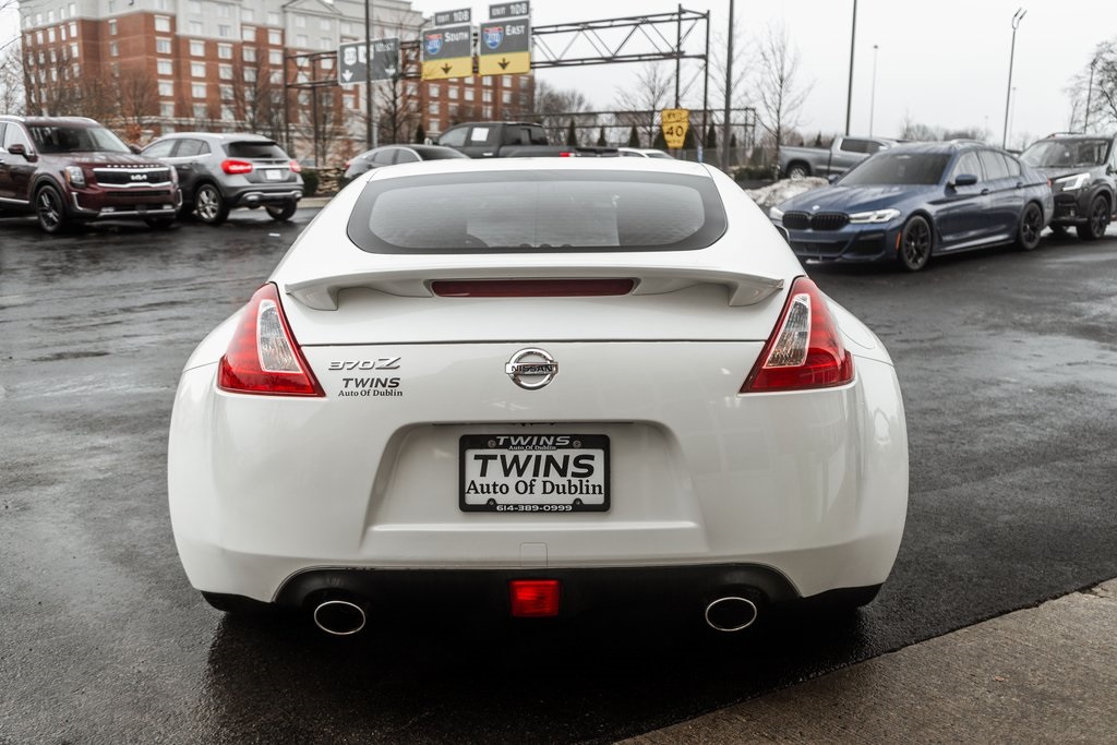 Vehicle image 4 of 36