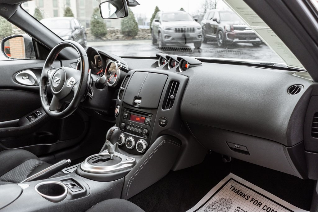 Vehicle image 14 of 36