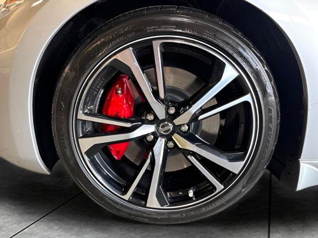 Vehicle image 27 of 27