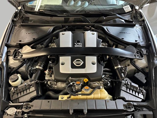 Vehicle image 23 of 27