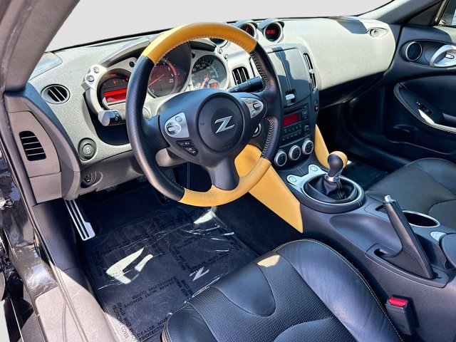 Vehicle image 9 of 31