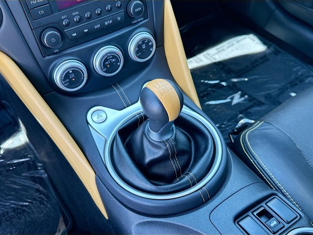 Vehicle image 16 of 31