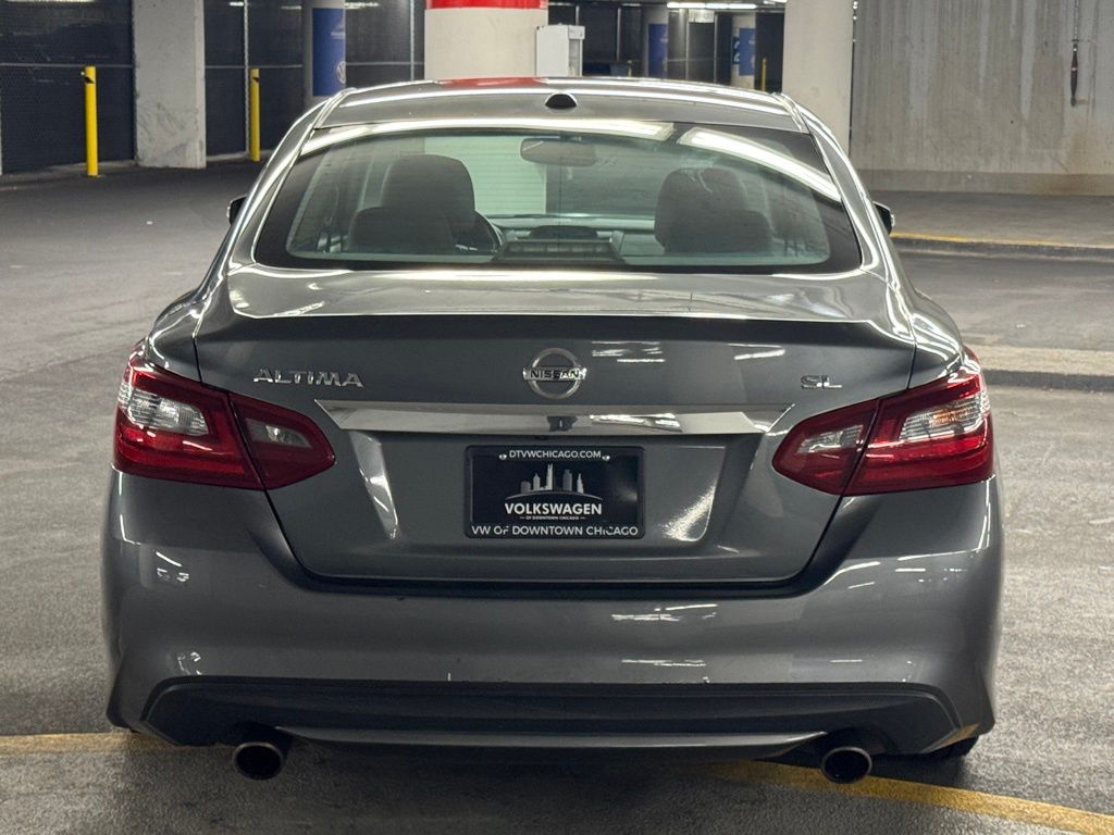 2018 Nissan Altima 2.5 SL Image 8 of 36