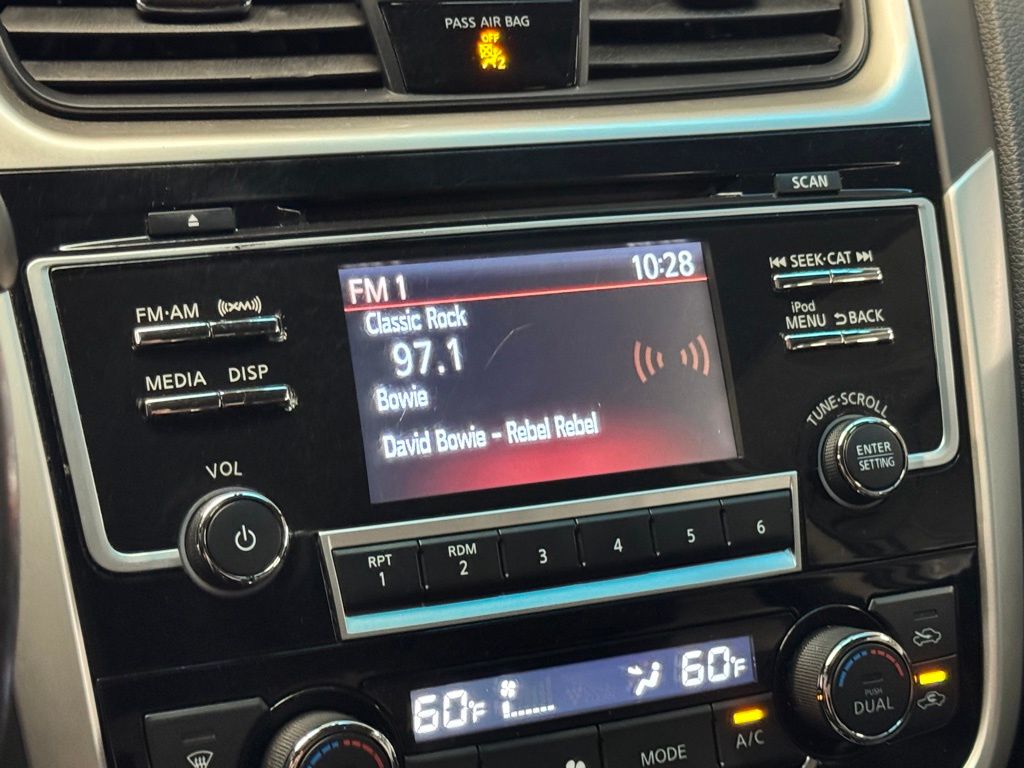 2018 Nissan Altima 2.5 SL Image 21 of 36