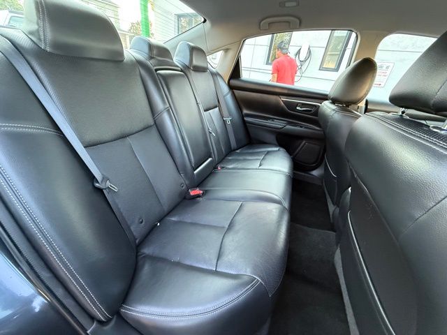 2018 Nissan Altima 2.5 SL Image 14 of 40