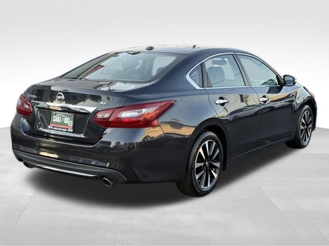 2018 Nissan Altima 2.5 SL Image 6 of 40
